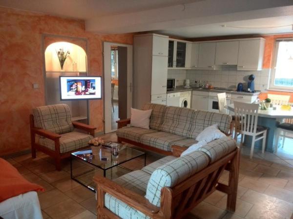 Groß Grönau Uni - Luebeck Appartement מראה חיצוני תמונה